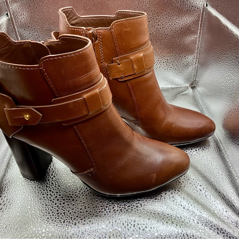 Tory Burch Brown Leather Heeled Boots